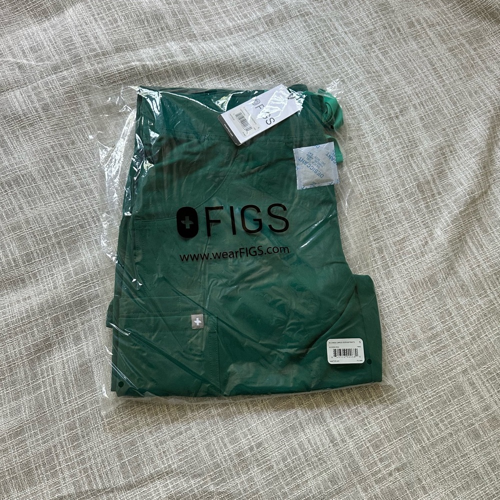 Figs Kade Hunter Green Cargo Scrub Pants
